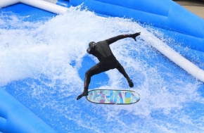 FlowRider® Mobile САМЫЙ КРУТОЙ И САМЫЙ ДИНАМИЧНЫЙ АТТРАКЦИОН ДЛЯ ВАШИХ БУДУЩИХ МЕРОПРИЯТИЙ