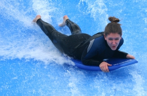 FlowRider® Mobile САМЫЙ КРУТОЙ И САМЫЙ ДИНАМИЧНЫЙ АТТРАКЦИОН ДЛЯ ВАШИХ БУДУЩИХ МЕРОПРИЯТИЙ