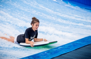 FLOWRIDER COMPACT — ОДНА БЕСКОНЕЧНАЯ ВОЛНА В МАЛЕНЬКОЙ «УПАКОВКЕ»