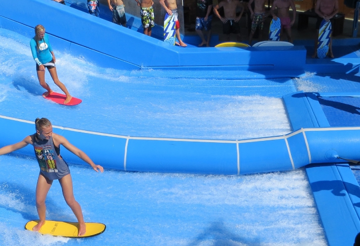 FLOWRIDER DOUBLE - САМЫЙ КУЛЬТОВЫЙ ВОЛНОВОЙ АТТРАКЦИОН В МИРЕ!