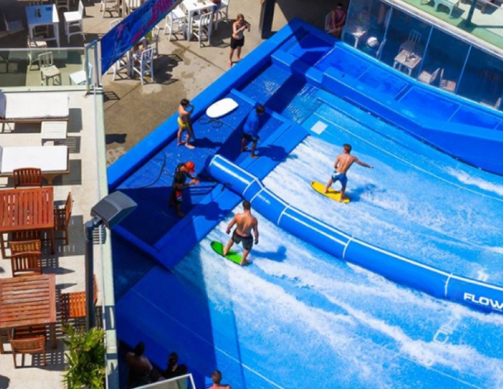 FLOWRIDER DOUBLE - САМЫЙ КУЛЬТОВЫЙ ВОЛНОВОЙ АТТРАКЦИОН В МИРЕ!