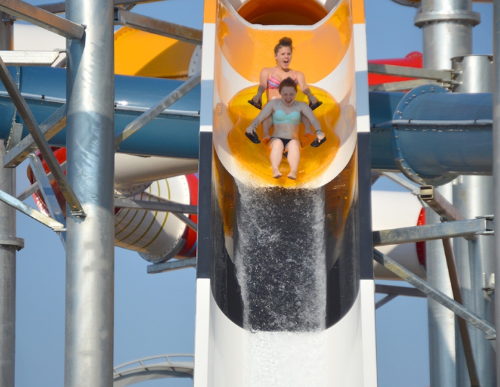 Аквапарк Carowinds Carolina Harbour